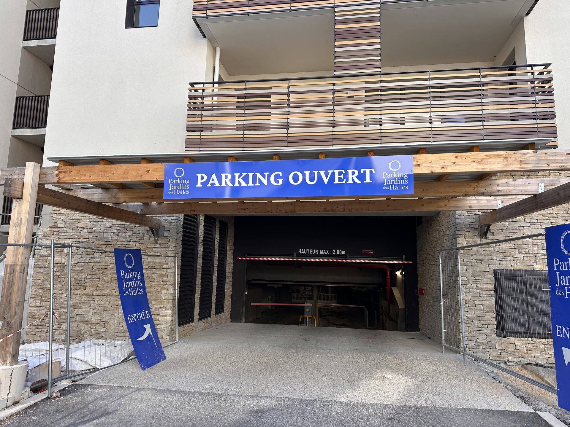Intérieur du parking Jardins des Halles